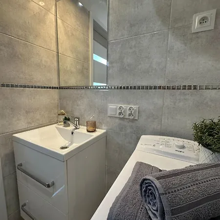 Salwator Apartment *